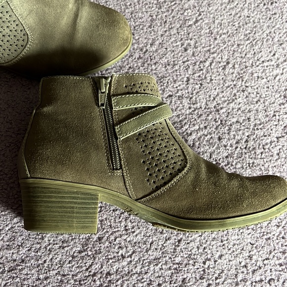 Women’s ankle boots - Picture 6 of 8